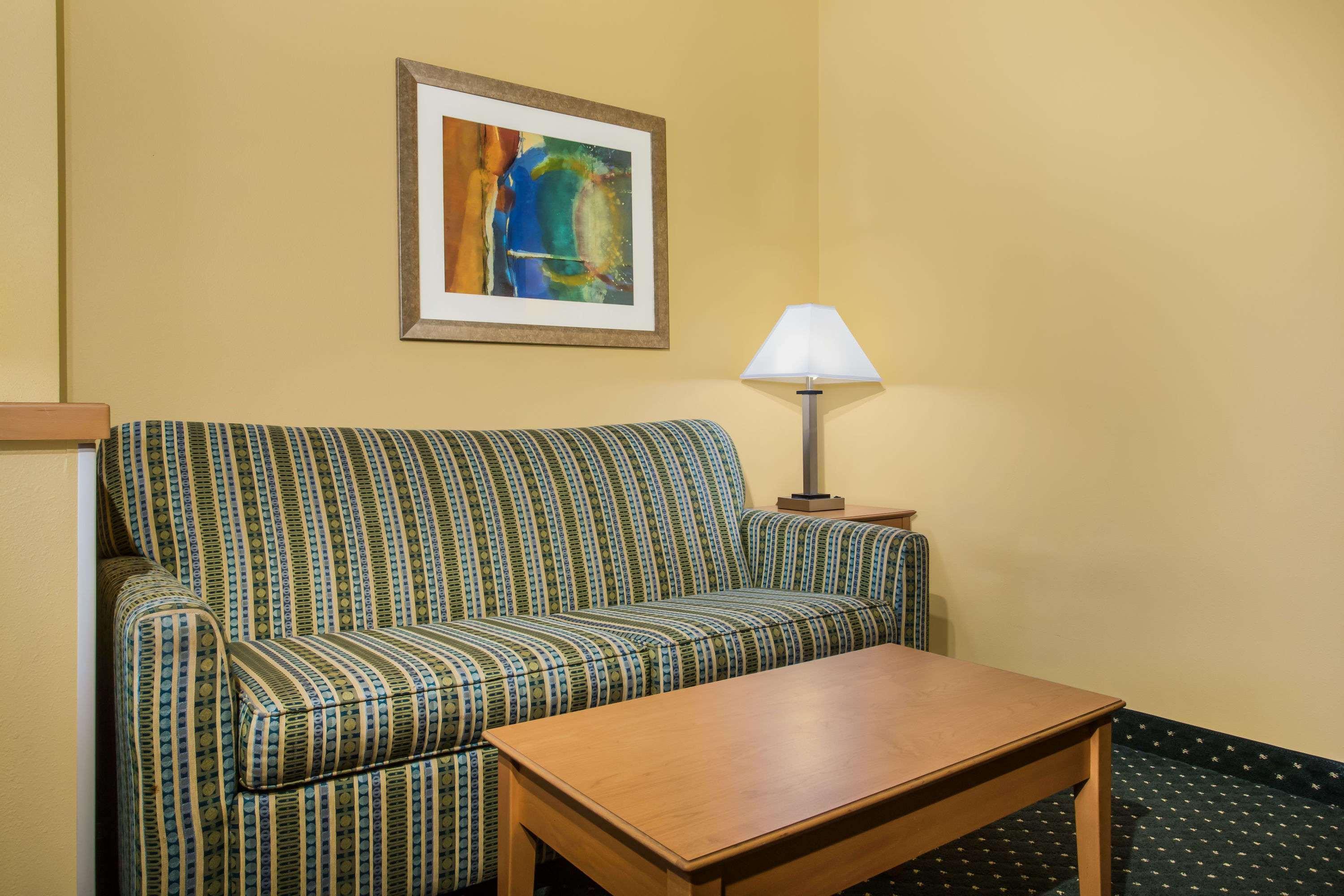 Baymont By Wyndham Helena Hotel Bagian luar foto